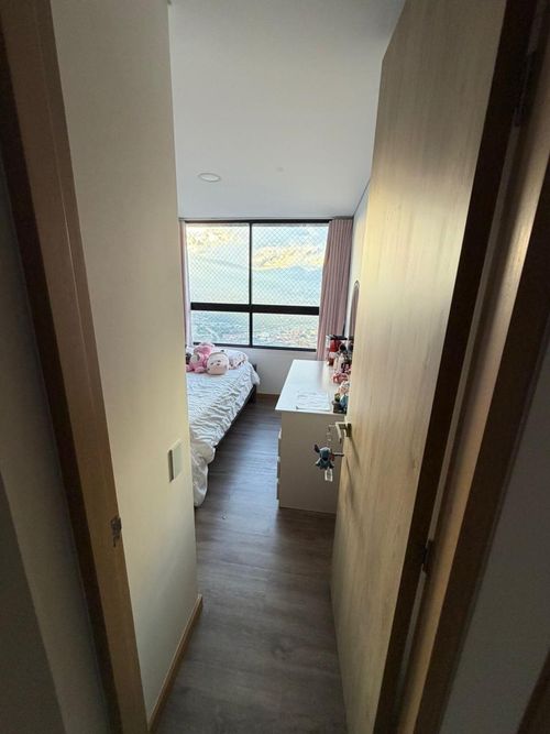 Apartamento de 3 alcobas en venta en Asomadera No.2, Medellín, 87 m² · foto 9 de 20
