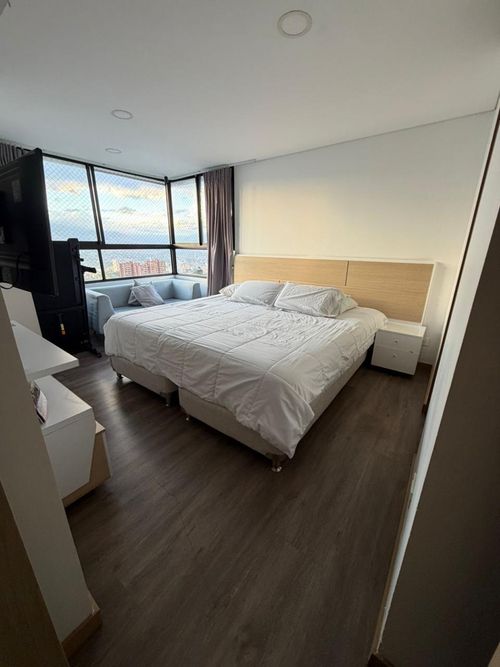 Apartamento de 3 alcobas en venta en Asomadera No.2, Medellín, 87 m² · foto 13 de 20