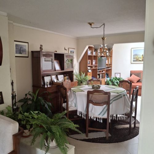 Casa de 4 alcobas en venta en Nuevo Monterrey, Bogotá, 127 m² · foto 8 de 24