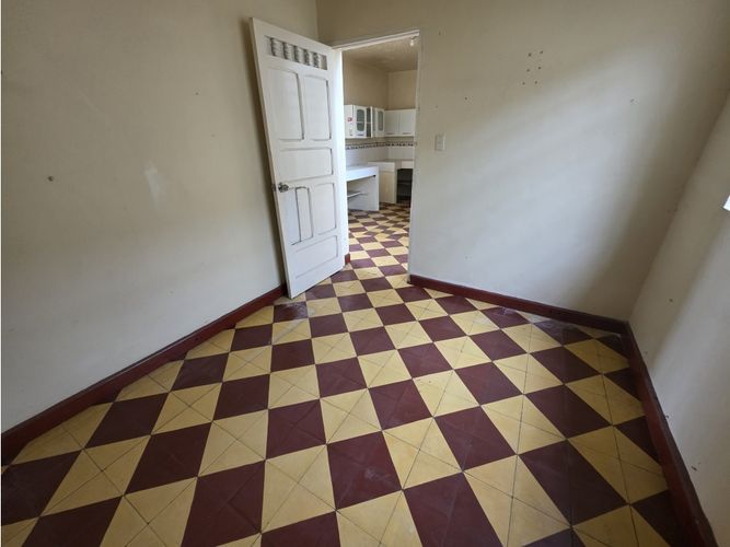 Bodega en venta en La America, Medellín, 540 m² · foto 10 de 18