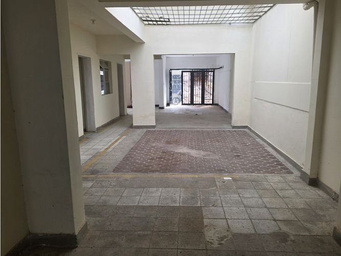 Bodega en venta en La America, Medellín, 540 m² · foto 13 de 18