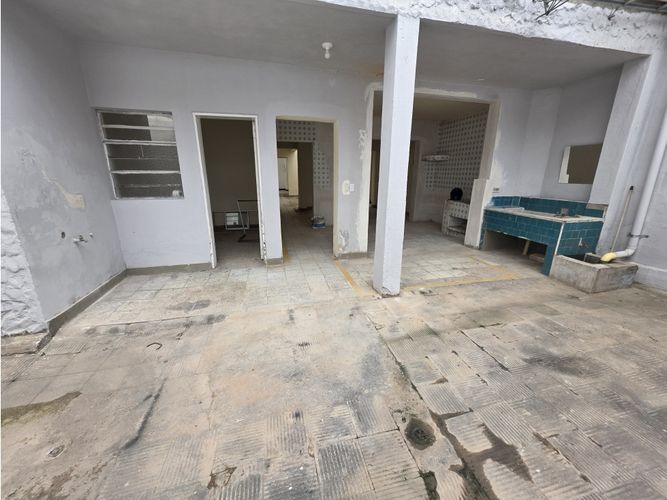 Bodega en venta en La America, Medellín, 540 m² · foto 16 de 18