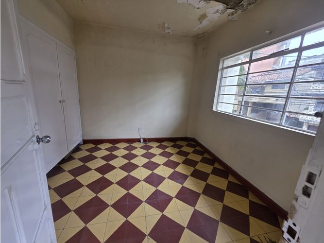 Bodega en arriendo en La America, Medellín, 200 m² · foto 3 de 10