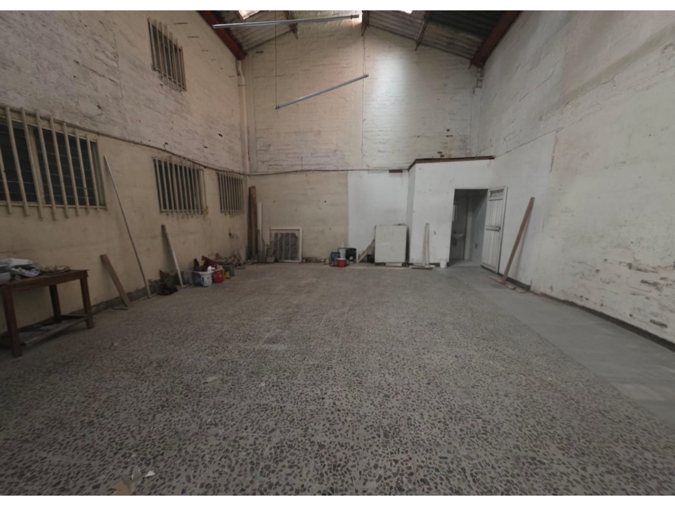 Warehouse for sale in Conquistadores, Medellín 4