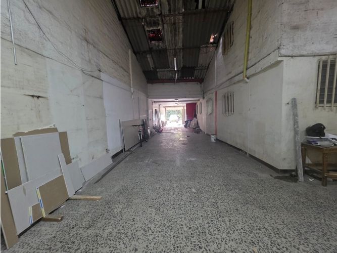 Bodega en venta en Conquistadores, Medellín, 180 m² · foto 7 de 9