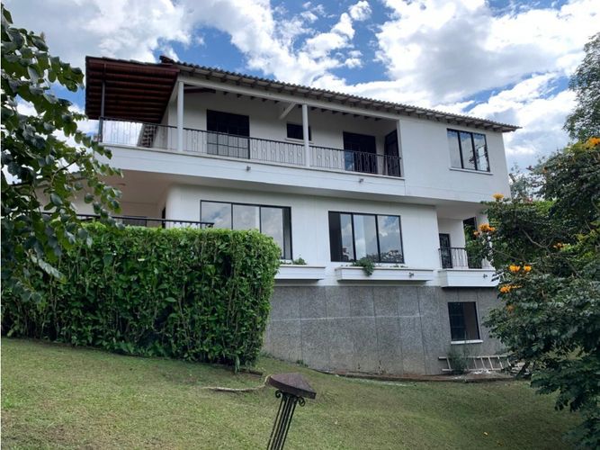 Casa de 4 alcobas en venta en Medio Ambiente, Armenia, 500 m² · foto 11 de 24