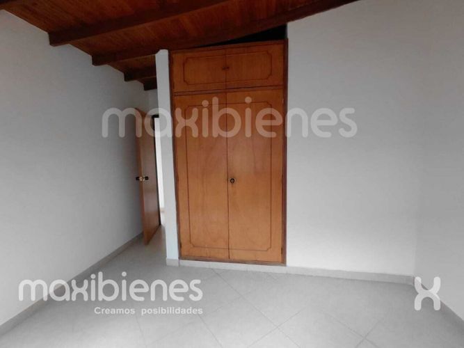 Casa de 3 alcobas en venta en Florida Nueva, Medellín, 147 m² · foto 7 de 24