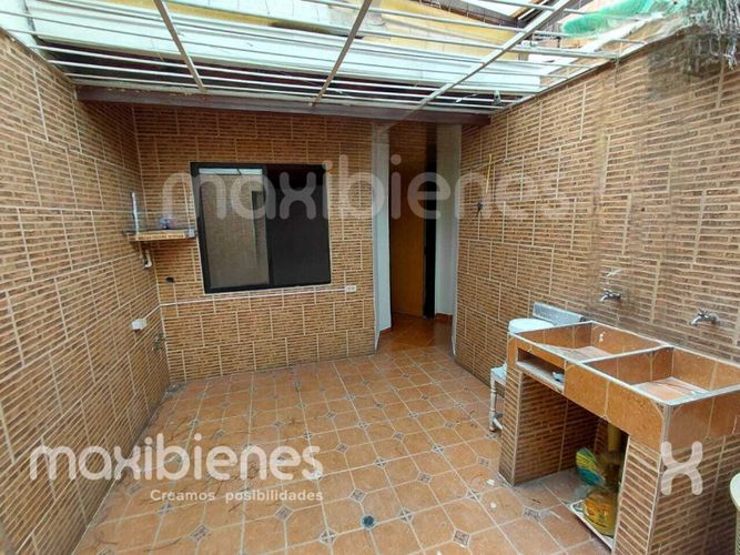 Casa de 3 alcobas en venta en Florida Nueva, Medellín, 147 m² · foto 13 de 24