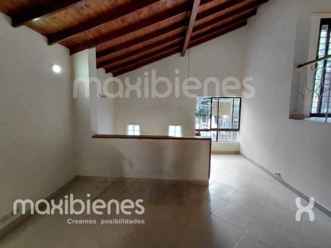 Casa de 3 alcobas en venta en Florida Nueva, Medellín, 147 m² · foto 15 de 24