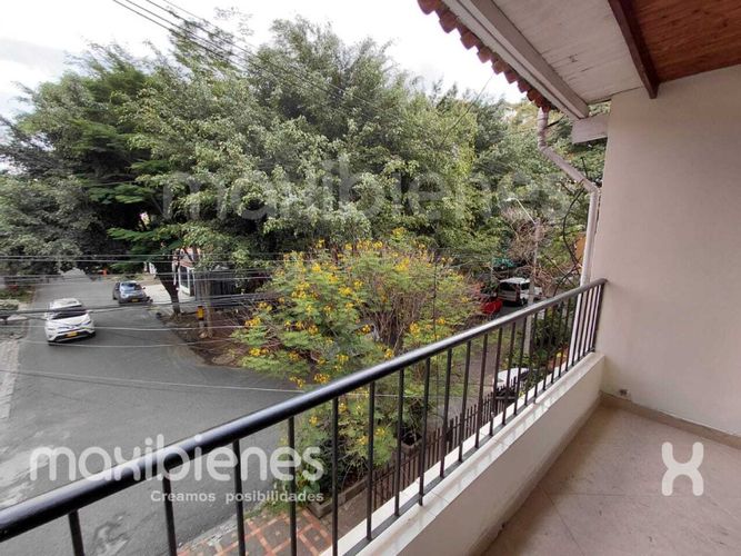 Casa de 3 alcobas en venta en Florida Nueva, Medellín, 147 m² · foto 17 de 24