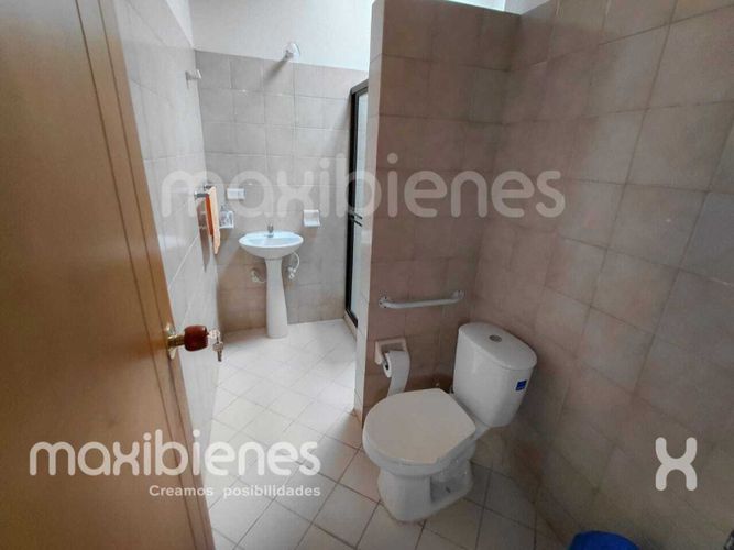 Casa de 3 alcobas en venta en Florida Nueva, Medellín, 147 m² · foto 22 de 24