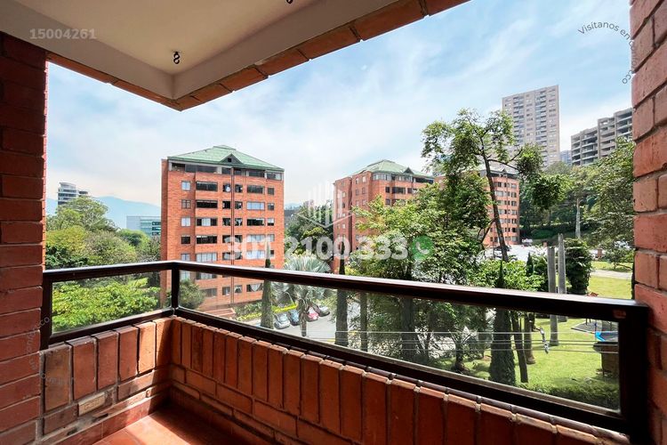Apartamento de 3 alcobas en arriendo en Las Lomas No.2, Medellín, 143 m² · foto 10 de 24