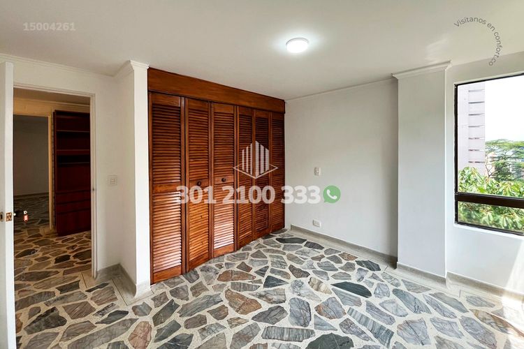 Apartamento de 3 alcobas en arriendo en Las Lomas No.2, Medellín, 143 m² · foto 17 de 24