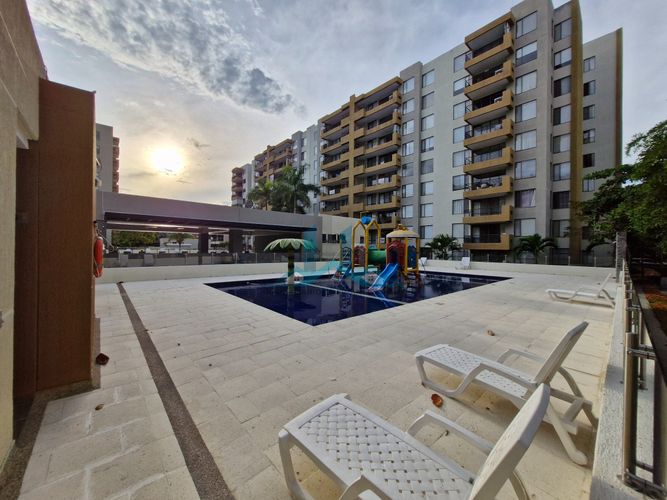 Apartamento de 3 alcobas en venta en Las Palmas, Ricaurte, 93 m² · foto 15 de 21
