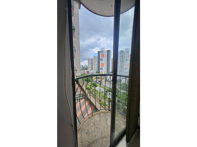 Apartamento de 3 alcobas en venta en Cr. Torres De Laureles, Armenia, 90 m² · foto 6 de 22