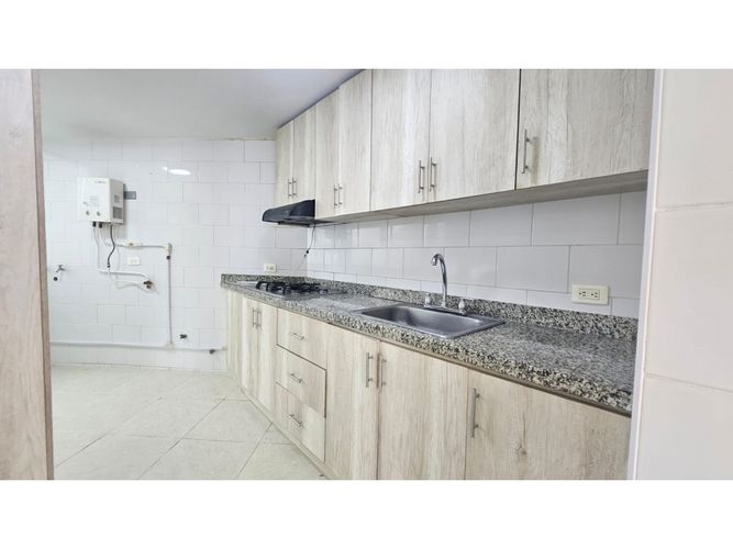 Apartamento de 3 alcobas en venta en Cr. Torres De Laureles, Armenia, 90 m² · foto 19 de 22