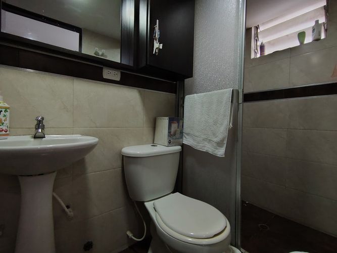 Apartamento de 3 alcobas en venta en Altos De Guadalupe, Cali, 77 m² · foto 6 de 21