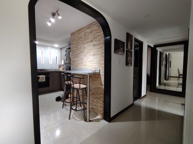 Apartamento de 3 alcobas en venta en Altos De Guadalupe, Cali, 77 m² · foto 17 de 21