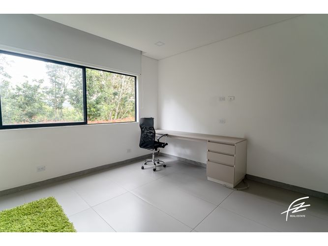Casa de 4 alcobas en venta en Llano Grande, Rionegro, 870 m² · foto 9 de 24
