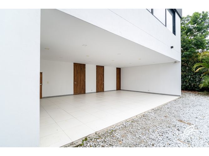 Casa de 4 alcobas en venta en Llano Grande, Rionegro, 870 m² · foto 18 de 24
