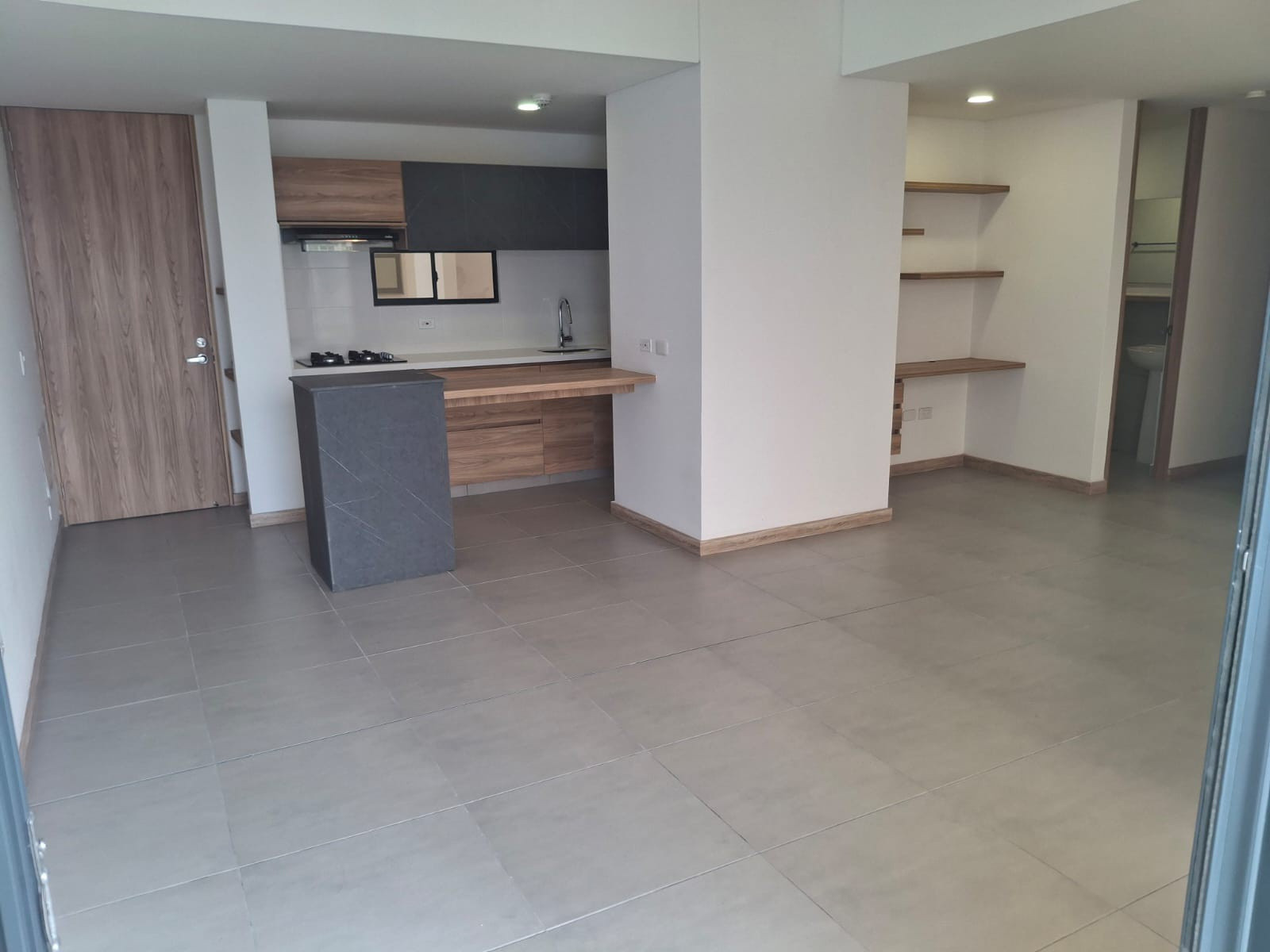Apartamento en venta en Pinares, Pereira · foto 4 de 21