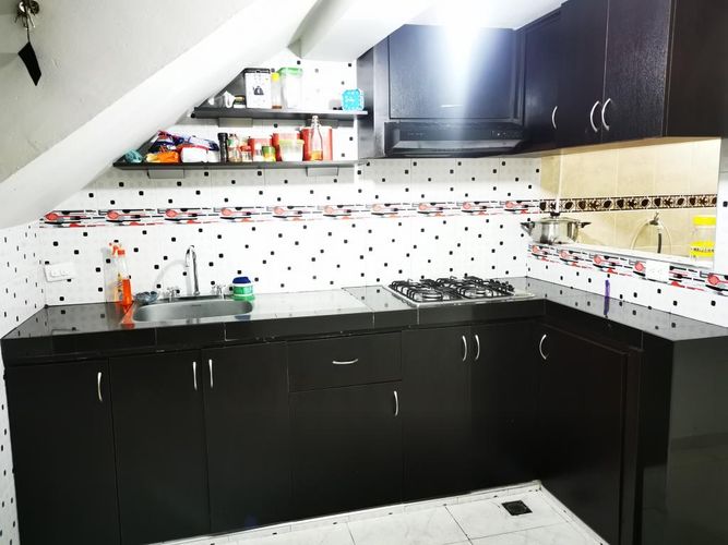 Casa de 10 alcobas en venta en Los Remansos La Tablita, Ibagué, 322 m² · foto 22 de 24