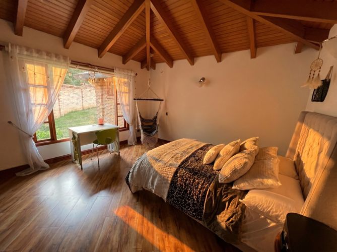Casa de 7 alcobas en venta en San Jose De Bavaria, Bogotá, 1047 m² · foto 18 de 24