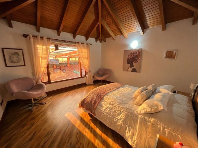 Casa de 7 alcobas en venta en San Jose De Bavaria, Bogotá, 1047 m² · foto 21 de 24