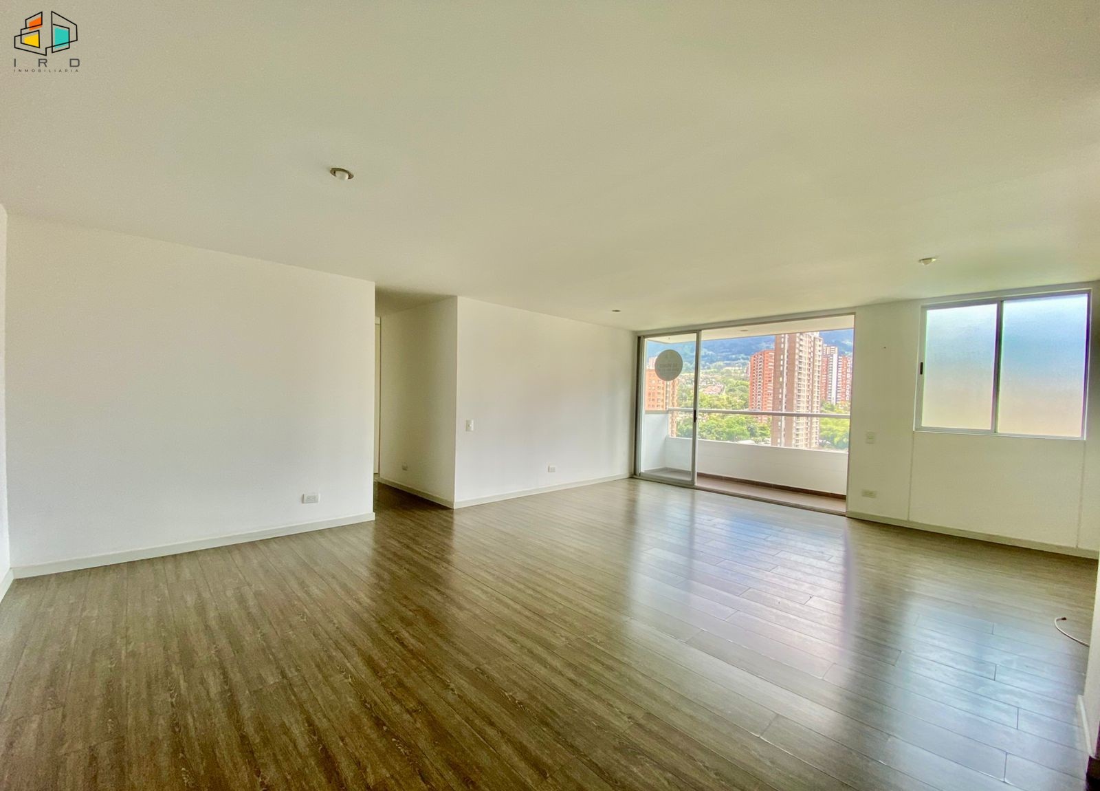 Apartamento en venta en Ditaires, Itagüí · foto 5 de 24
