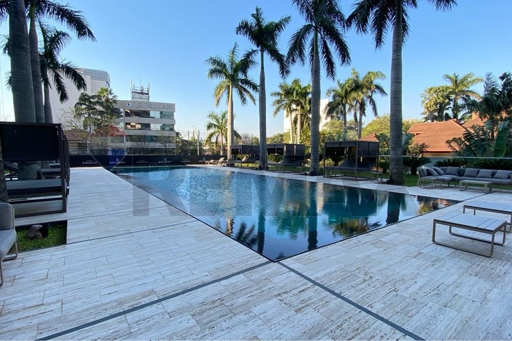 ALQUILER EXCLUSIVO: Departamento Amoblado de Lujo en Edificio Eminen, 3 Habitaciones en Suite. Confort, Privacidad y Lujo en una Experiencia Residencial Única. — foto 2