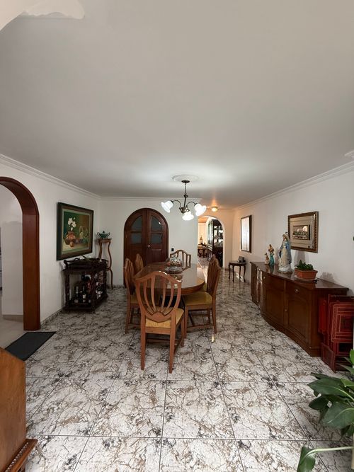 Casa de 5 alcobas en venta en Nuevo Country, Bogotá, 238 m² · foto 7 de 24