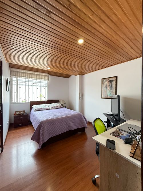 Casa de 5 alcobas en venta en Nuevo Country, Bogotá, 238 m² · foto 20 de 24
