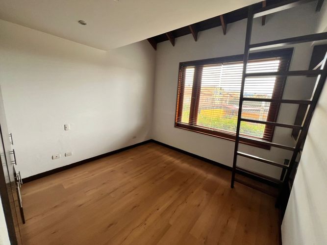 Casa en venta en San Jose De Los Nogales, Chía · foto 9 de 24