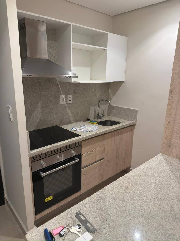 Alquiler de departamento en el edificio Burband Luque Aeropuerto Conmebol — foto 3