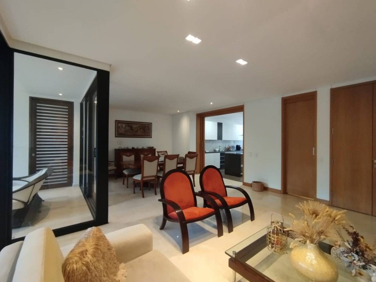 Apartamento en arriendo en El Tesoro, Medellín · foto 5 de 18