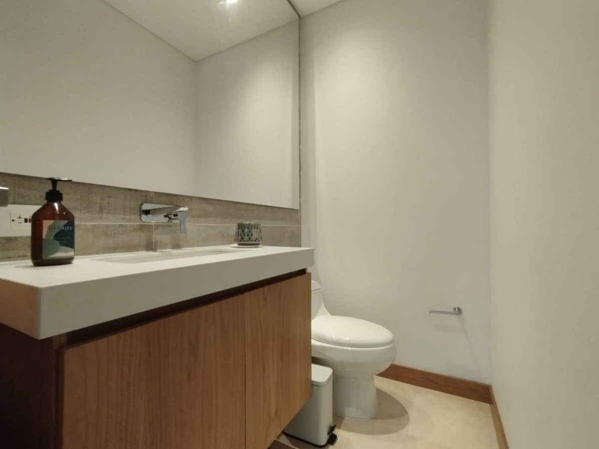 Apartamento en arriendo en El Tesoro, Medellín · foto 8 de 18