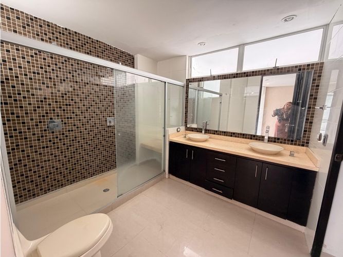 Casa de 4 alcobas en venta en Cr.Vizcaya, Barranquilla, 454 m² · foto 17 de 24