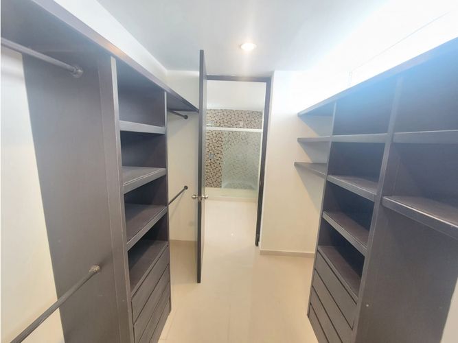 Casa de 4 alcobas en venta en Cr.Vizcaya, Barranquilla, 454 m² · foto 19 de 24