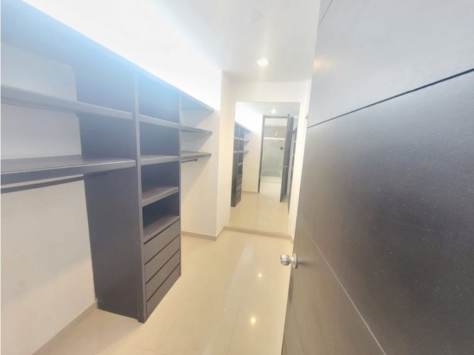 Casa de 4 alcobas en venta en Cr.Vizcaya, Barranquilla, 454 m² · foto 21 de 24