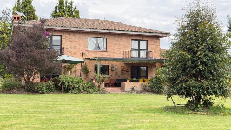 Finca en venta en Pinos Polo Club, Mosquera, 26793 m² · foto 5 de 19