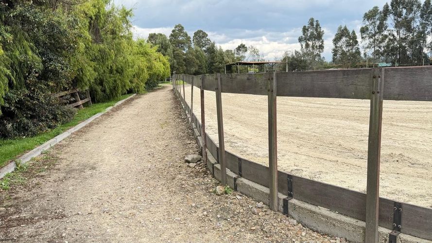 Finca en venta en Pinos Polo Club, Mosquera, 26793 m² · foto 17 de 19