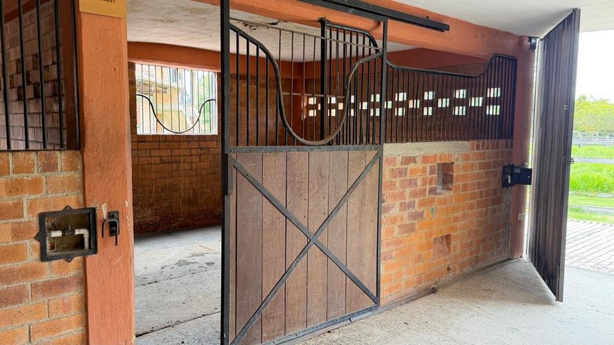 Finca en venta en Pinos Polo Club, Mosquera, 26793 m² · foto 8 de 19