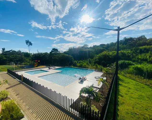 Casa de 3 alcobas en arriendo en San Jose Sur, Pereira, 210 m² · foto 9 de 10