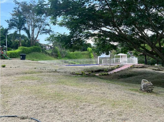 Lote en venta en Colombia, Manizales, 1100 m² · foto 8 de 22