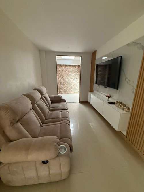 Casa de 4 alcobas en venta en El Castillo, Jamundí, 253 m² · foto 22 de 24
