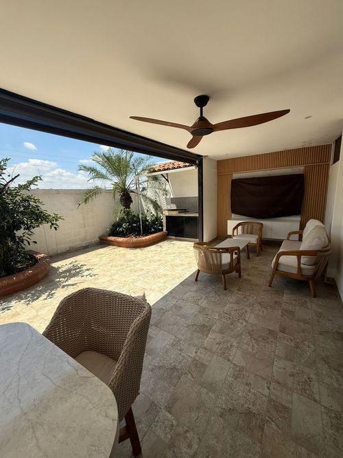 Casa de 4 alcobas en venta en El Castillo, Jamundí, 253 m² · foto 24 de 24