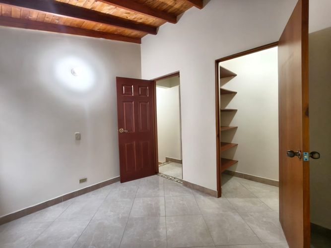 Casa de 3 alcobas en venta en Bucaros, Bello, 80 m² · foto 11 de 24