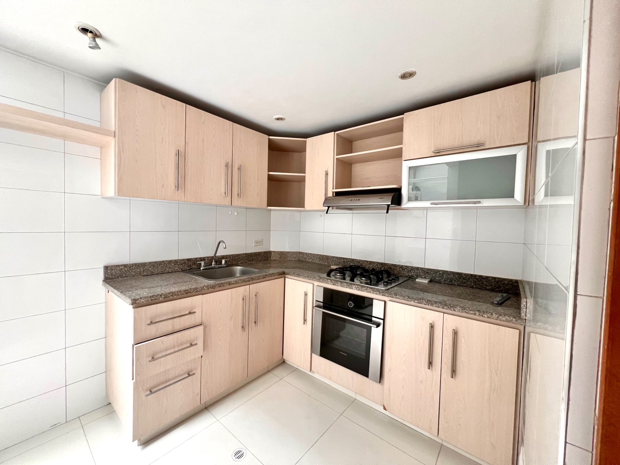 Casa en venta en Alameda, Bogotá · foto 2 de 24