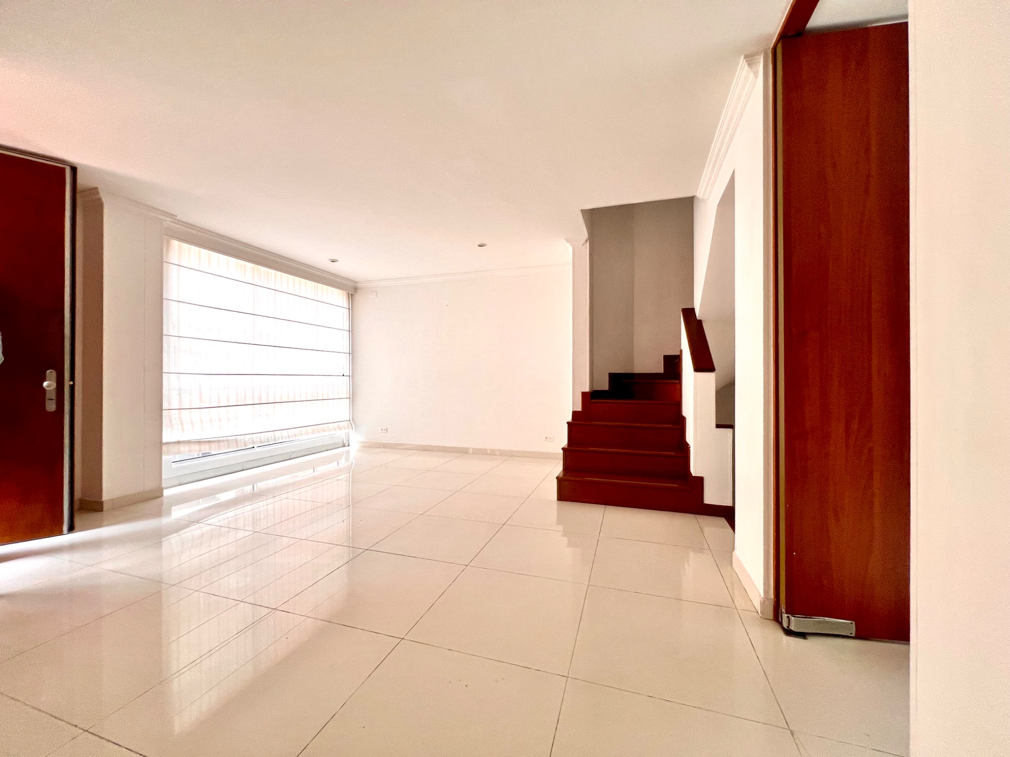 Casa en venta en Alameda, Bogotá · foto 3 de 24