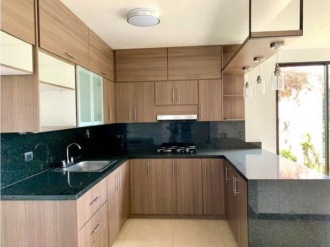 Casa de 3 alcobas en venta en Rionegro, 169 m² · foto 5 de 24